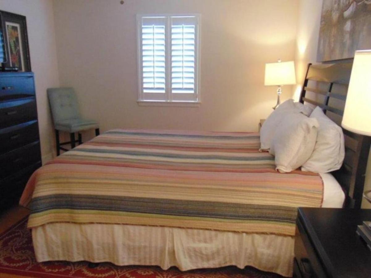 W2 Ocean Walk Resort Upstairs 2 Bed King And Two Twins Next To Back Pool St. Simons Island 外观 照片